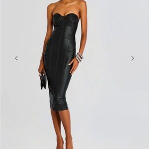 Retrofete Strapless Black Midi Dress